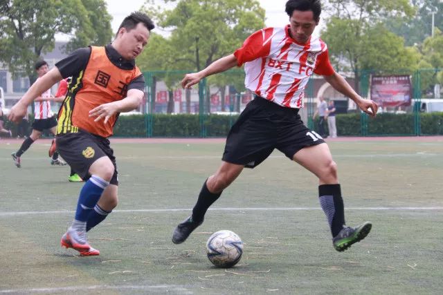 李晓旭迎来CBA生涯700场里程碑 身前只剩周鹏